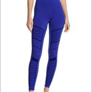 Alo Moto leggings purple